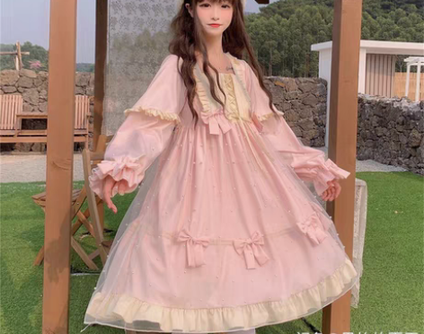 出一套lo！ 忘了是什么牌子的反正是正品的...