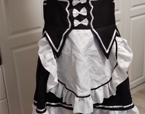 包邮蕾姆cos大全套 全套内容包括裙子，俩...