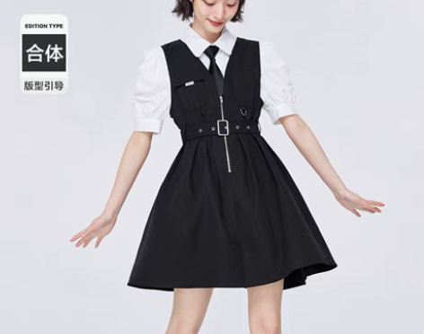 转卖【55价】森马连衣裙女收腰盐系工装风休...