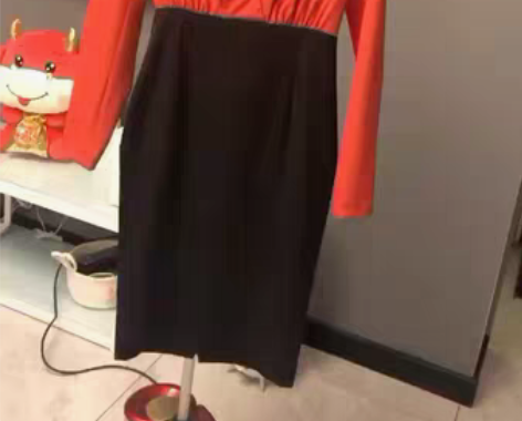 包邮黑红拼接连衣裙,修身款,上身好看,尺码...