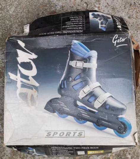 闲置不知啥牌子的43码直排滑轮鞋，护膝护腕...