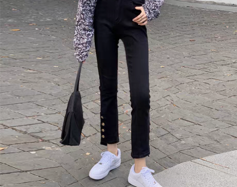 转卖黑色直筒牛仔裤女春秋2022新款高腰微...