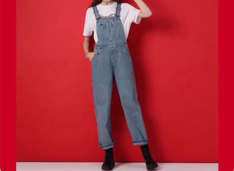 包邮全新女士Lee背带直筒刺绣牛仔裤S、M...