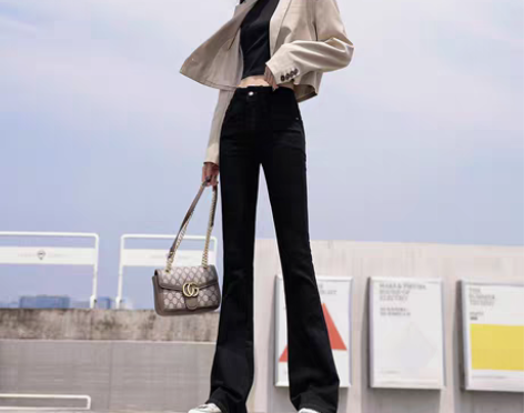 转卖加绒微喇黑色牛仔裤女高腰显瘦2022年...