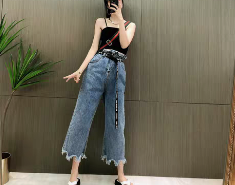 转卖时尚高腰牛仔裤女七分春秋2020新款宽...