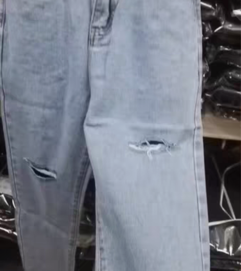 包邮【全新断码清仓】女生破洞中高腰九分牛仔...