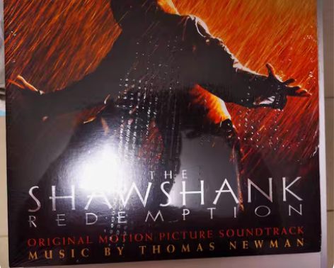 黑胶唱片，星际穿越，一共两张一张两面。成色...