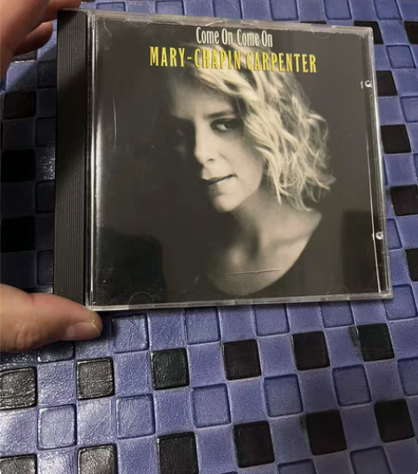 包邮CD 正版 怀旧女郎 流金岁月(CD)...