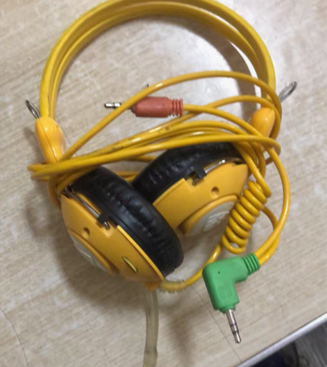 耳机全新 感兴趣的话点“我想要”和我私聊吧...