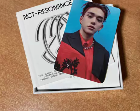 出nct2020 pt2 K版一张，小卡黄...