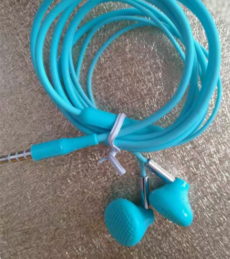 高音质耳机，全新带麦带调音，半 入耳式，高...