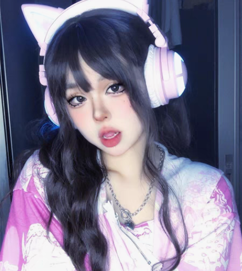 妖舞耳机粉色不常用有盒 贵重物品寄顺丰几乎...