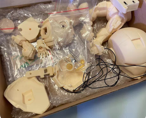 包邮龙精石 Q版钢铁侠白模。带发光灯组。底...