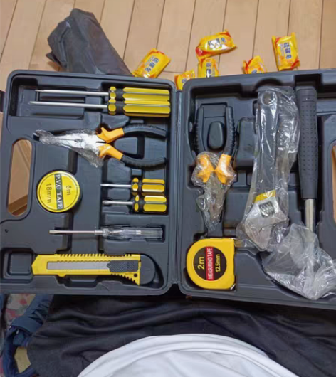 包邮赔本处理前男友送的全新车载多功能组合全...