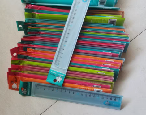 因撤店，店内晨光尺子，长度20厘米，总共5...