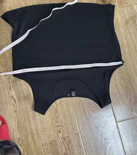 雪纺背心10元不包邮或满35包邮 感兴趣的...