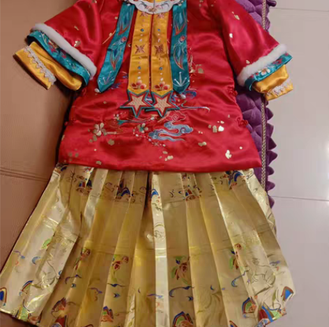 佐木森林琼瑶 120码¥279 佐木森林琼瑶 120码¥279