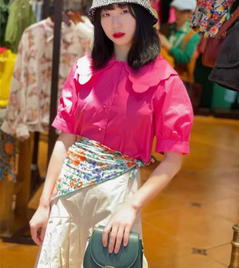 包邮朝花夕拾短袖，颜色很正，全新带吊牌，原...