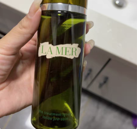 化妆水 感兴趣的话点“我想要”和我私聊吧～...