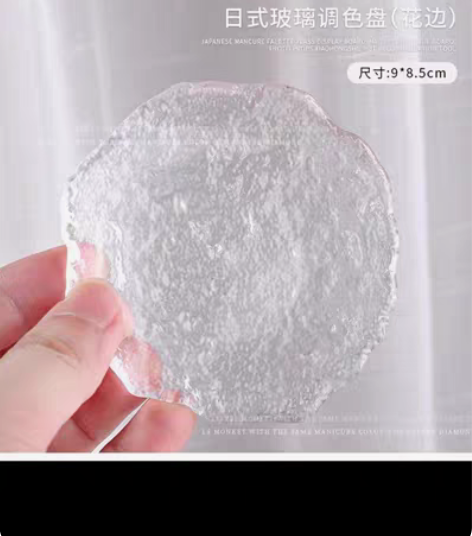 包邮调色盘美不美，喜欢的来 4块一个包邮哦...