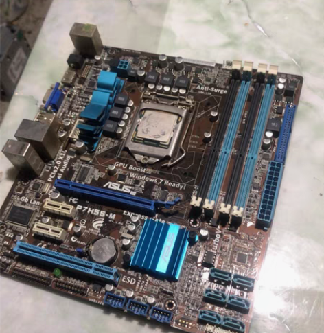 包邮华硕P7H55-M 1156 D3台式...