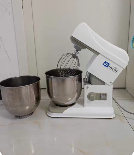 两个桶，佳麦商用鲜奶机7升台式厨师机打奶油...