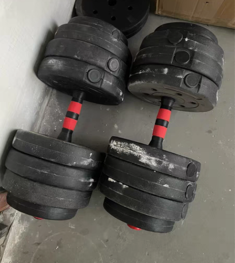 哑铃，闲置一年多了，有积灰、?3KG*5个...