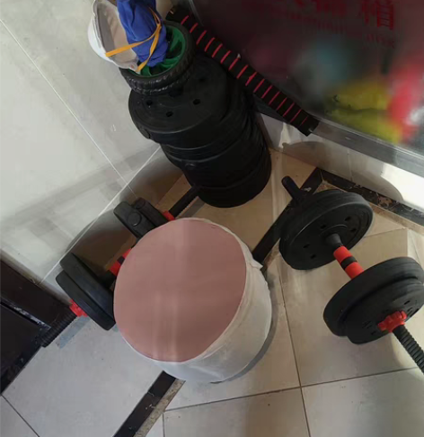 哑铃一套。 感兴趣的话点“我想要”和我私聊...