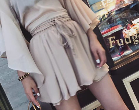 转卖SUNYUER STUDIO 杏色短裤...