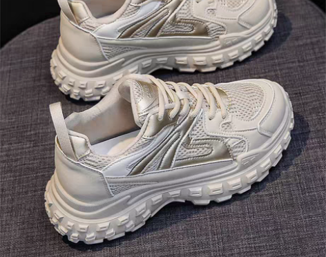 转卖老爹鞋女厚底网红，全新仅试穿一次，37...