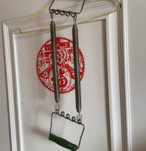 运动拉力器 感兴趣的话点“我想要”和我私聊...