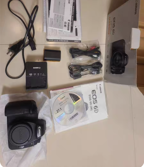 佳能6d行货 机身，成色如图，使用时间大概...