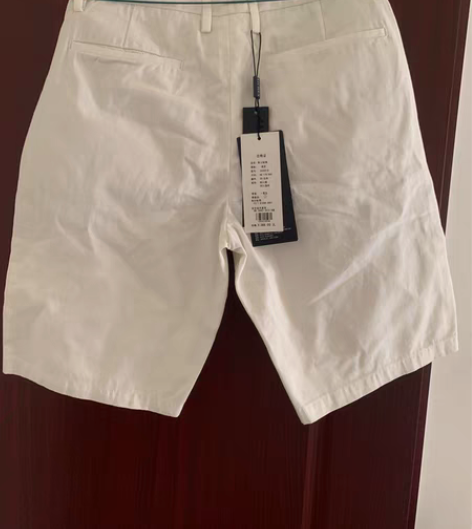 包邮男士全新夏季短裤，版型超正，买大了一号...