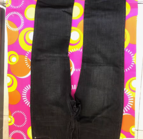 包邮全新男士牛仔裤，只是剪标一次没穿过 感...