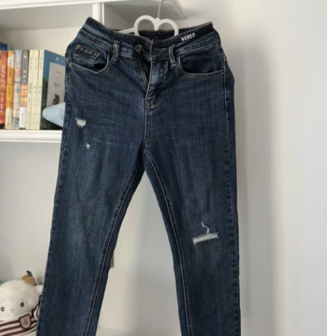 包邮韵格牛仔裤 这两天能发货，后天要去学校...