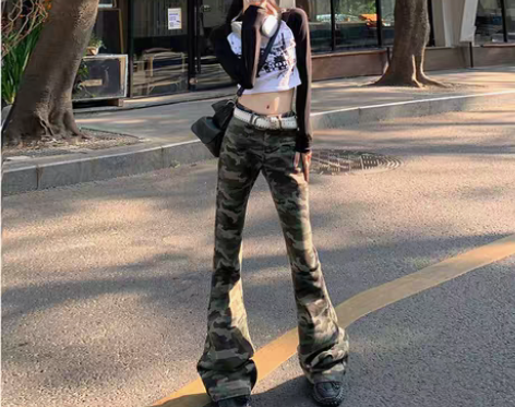 转卖RTRX欧美风复古高街辣妹迷彩牛仔裤女...