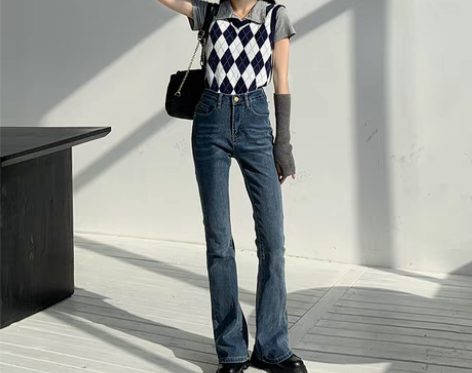 转卖VKD春季2023新款微喇叭牛仔裤女高...