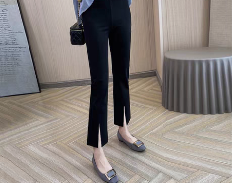 转卖开叉微喇叭裤女2022春季新款高腰显瘦...