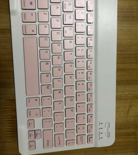 蓝牙无限键盘   全新！！  买来使用了3...