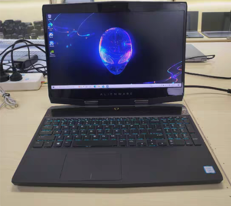 包邮外星人Alienware m15   ...
