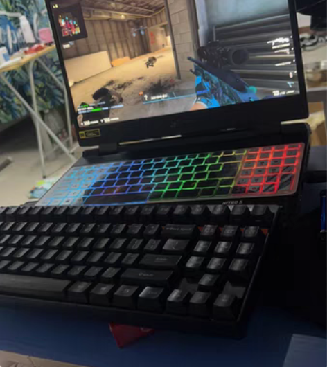 出个暗影骑士擎 i7 3060 感兴趣的话...