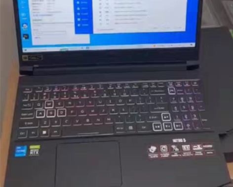 144电竞屏i5十一代3050宏基暗影骑士...