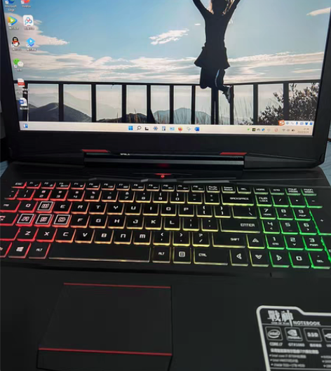 包邮神舟Z7-KP7EC。i7-8750H...
