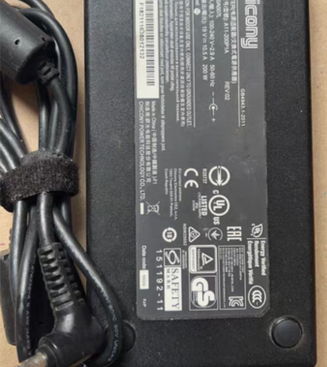 包邮原装二手神舟战神Z7 G8 Z8群光A...