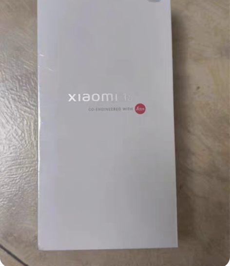 小米13 白色 12+512 线下拆错颜色...