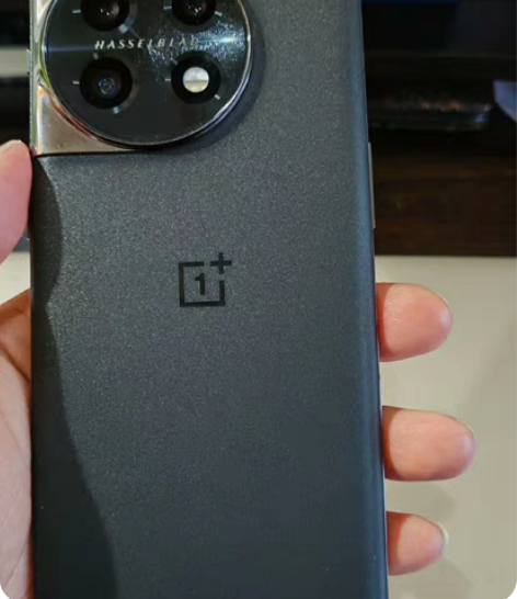 一加11激活1个月过些,跟全新没区别,一直...