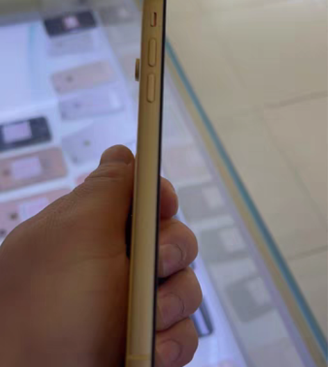 XR 64G全原靓机 1588hy 感兴趣...