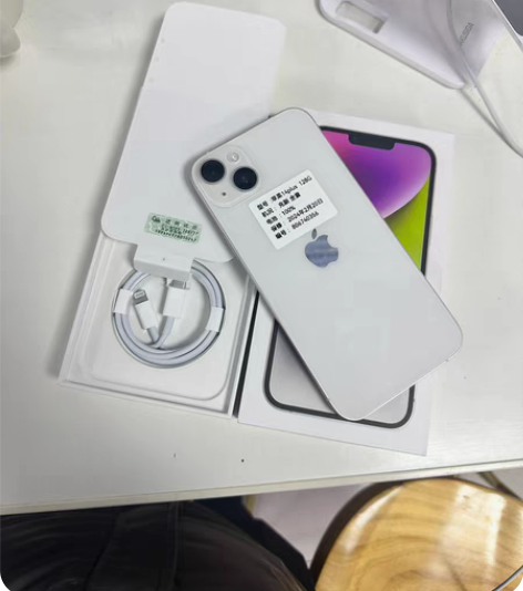 苹果14Plus 星光色，国行三网，内存：...