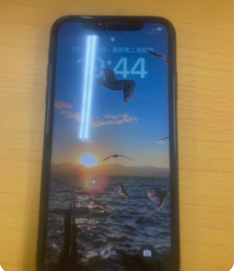 包邮苹果xr自用卡贴机屏幕漏夜128G成色...