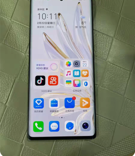 荣耀70 IMX800三主摄 双曲屏设计 ...